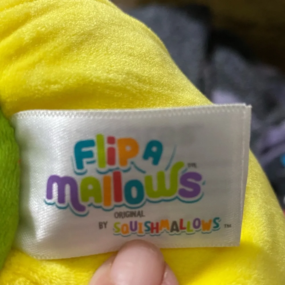 Flip A Mallows Squishmallows Keir‎ Green Apple & Carah Candy Corn NWT Halloween